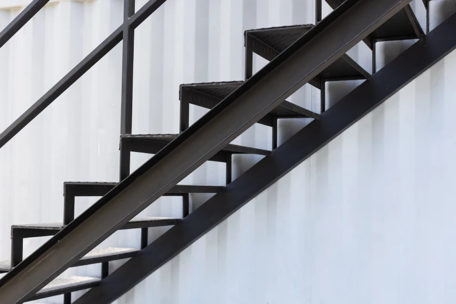 Benefits of Professional Staircase Design Consultation in Houston, TX Benefits of Professional Staircase Design Consultation in Houston, TX